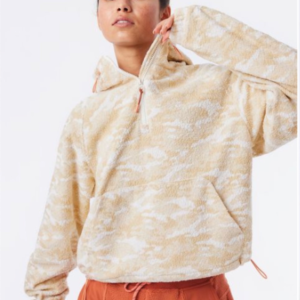 Outdoor Voices "PrimoFleece Half Zip Hoodie"